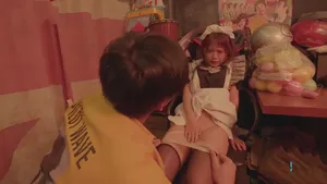 Nữ hoàng ngực khủng "NicoLove Nicole" vừa cho ra mắt tác phẩm mới "Lonely Young Wife Sex Fantasy" trong đó cô quan hệ tình dục trên ghế sofa và xuất tinh từ phía sau...