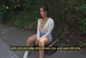 Bố tái hôn với vợ yêu trẻ, cậu con trai yêu người má kế mới về sống chung